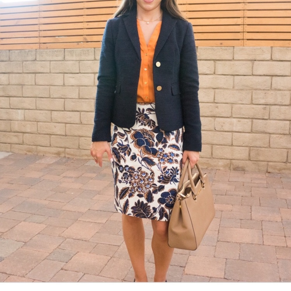 Ann Taylor floral navy & brown pencil skirt 0 NWOT - Picture 3 of 8